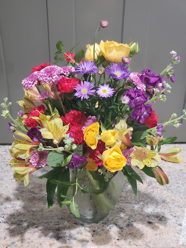 Florist «Carrolls Florist of Beverly», reviews and photos, 385 Cabot St, Beverly, MA 01915, USA