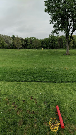 Golf Driving Range «Painesville Country Club», reviews and photos, 84 Golf Dr, Painesville, OH 44077, USA