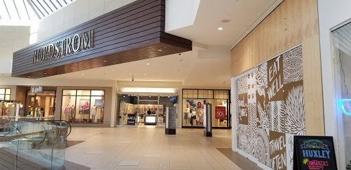 Shopping Mall «Ridgedale Center», reviews and photos, 12401 Wayzata Blvd, Minnetonka, MN 55305, USA