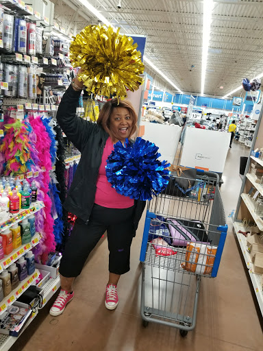 Department Store «Walmart Supercenter», reviews and photos, 121 W Elmsley Dr, Greensboro, NC 27406, USA