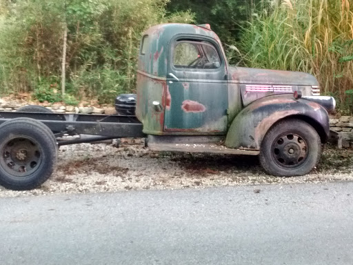 Brake Shop «Zeman Tire Town, Inc.», reviews and photos, 6696 Veterans Dr, Cedar Hill, MO 63016, USA