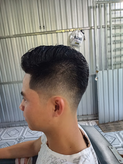 Duy Barber