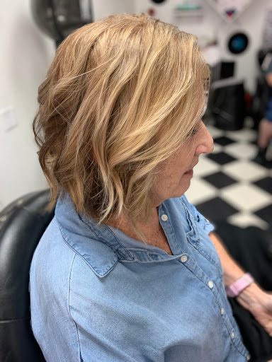 Barber Shop «Silver Spurs Barber Shop», reviews and photos, 282 E Ovilla Rd, Red Oak, TX 75154, USA