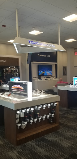 Cable Company «Bright House Networks», reviews and photos, 1945 W Brandon Blvd, Brandon, FL 33511, USA