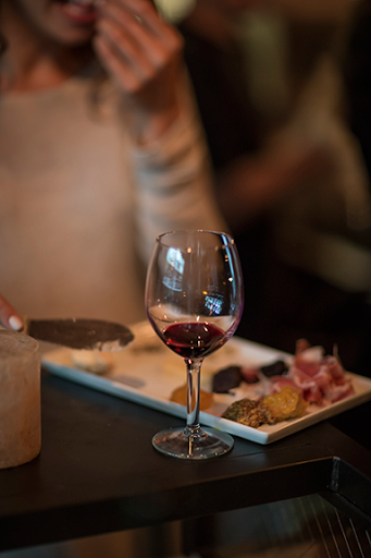 Wine Bar «Venice Beach Wines», reviews and photos, 529 Rose Ave, Venice, CA 90291, USA