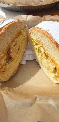 Sandwich au poulet du Restaurant de hamburgers LE CAB Biarritz - Le comptoir à burger - n°5