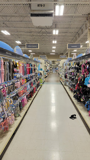 Pet Supply Store «PetSmart», reviews and photos, 111 Nassau Park Blvd, Princeton, NJ 08540, USA