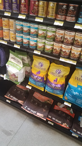 Grocery Store «Earth Fare North Canton», reviews and photos, 3939 Everhard Rd NW, North Canton, OH 44709, USA