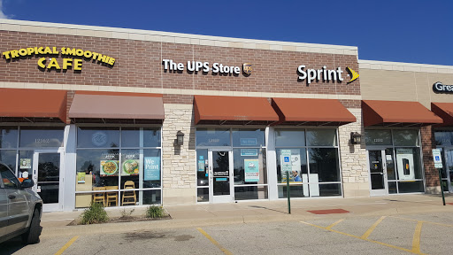 Shipping and Mailing Service «The UPS Store», reviews and photos, 12172 IL-47, Huntley, IL 60142, USA