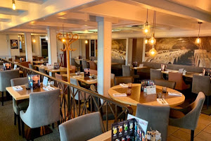 La Taverne - Table de caractère - Chasseneuil-du-Poitou