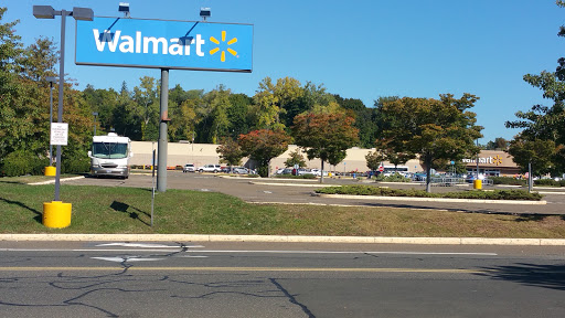 Discount Store «Walmart», reviews and photos, 120 Commercial Pkwy, Branford, CT 06405, USA