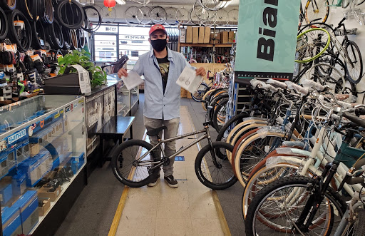 Bicycle Store «YG Bicycles», reviews and photos, 13747 Foothill Blvd, Sylmar, CA 91342, USA