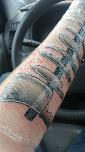 Tattoo Shop «Riot Ink Custom Tattoos», reviews and photos, 8761 Smoky Row Rd, Powell, OH 43065, USA