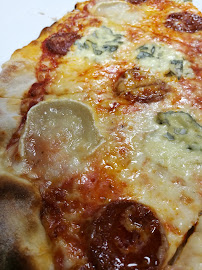 Plats et boissons du Pizzeria Au Coin de Table - Restaurant Pizza Lyon 7 - n°15