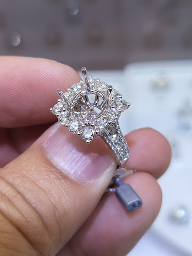 Jeweler «Minh Ngoc Jewelry of Norcross», reviews and photos, 5495 Jimmy Carter Blvd A12, Norcross, GA 30093, USA