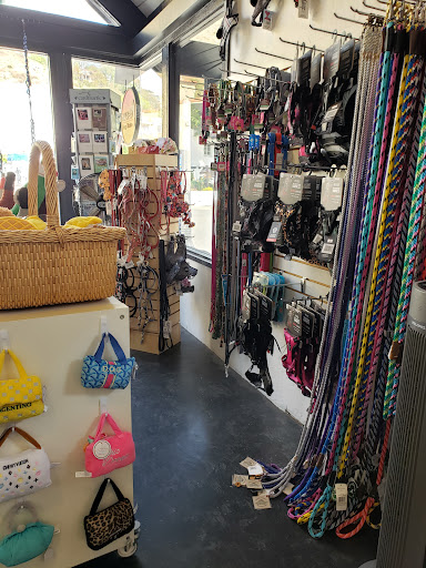 Pet Store «Naked Dog Bistro», reviews and photos, 424 Forest Ave, Laguna Beach, CA 92651, USA