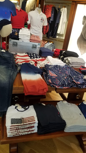 Shopping Mall «The Mall at Barnes Crossing», reviews and photos, 1001 Barnes Crossing Rd, Tupelo, MS 38804, USA