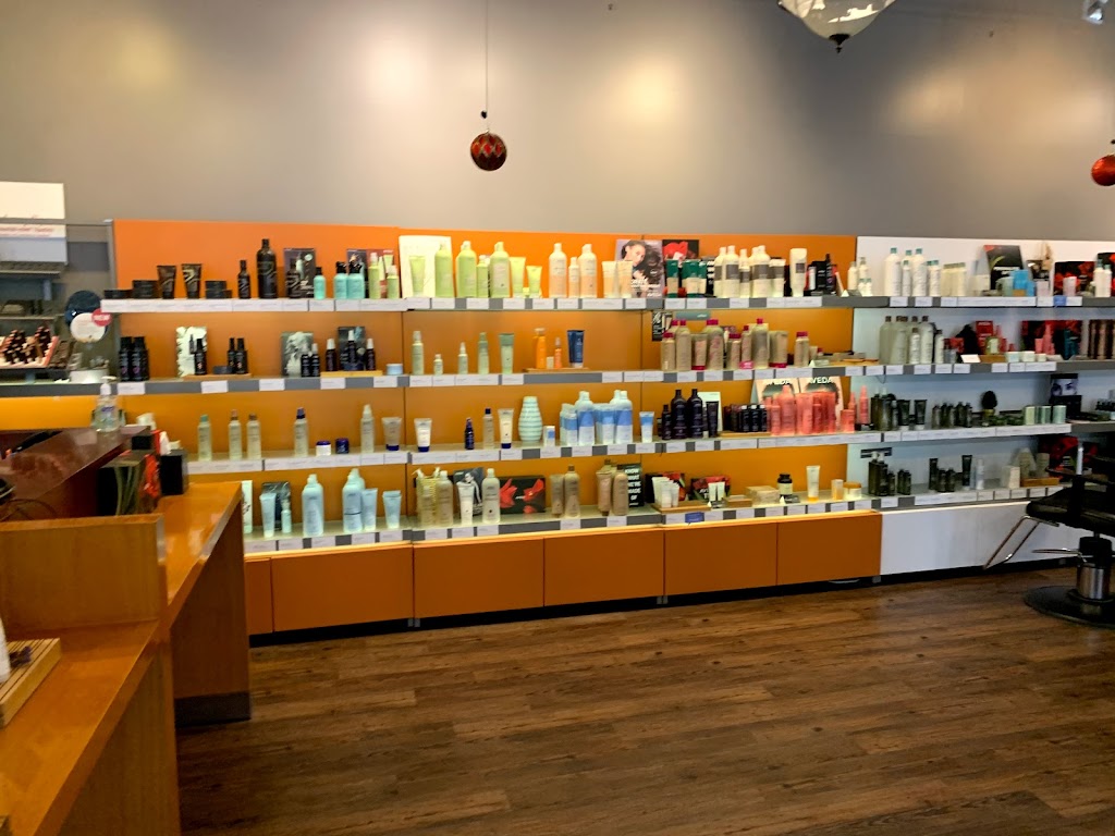 Terrace Retreat Salon 76248