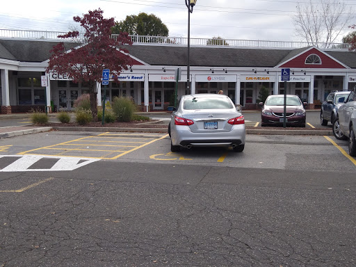 Shopping Mall «Goodwives Shopping Center», reviews and photos, 25 Old Kings Hwy N, Darien, CT 06820, USA