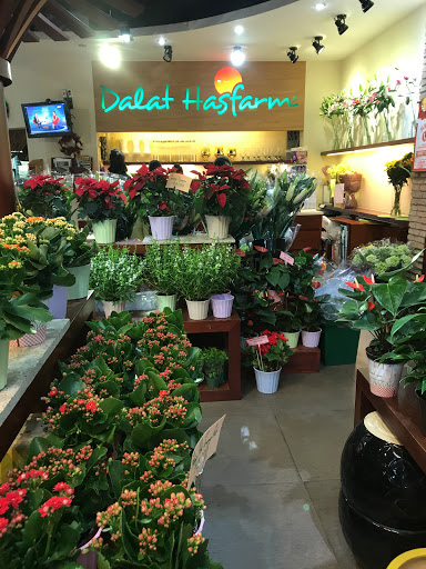 Artificial flowers stores Ho Chi Minh