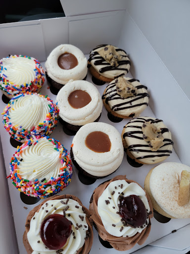 Bakery «Wanna Cupcake?», reviews and photos, 2102 E Main, Puyallup, WA 98372, USA