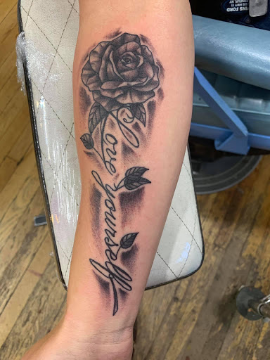 Tattoo Shop «A K Tattoo», reviews and photos, 804 Fairmount Ave, Jamestown, NY 14701, USA