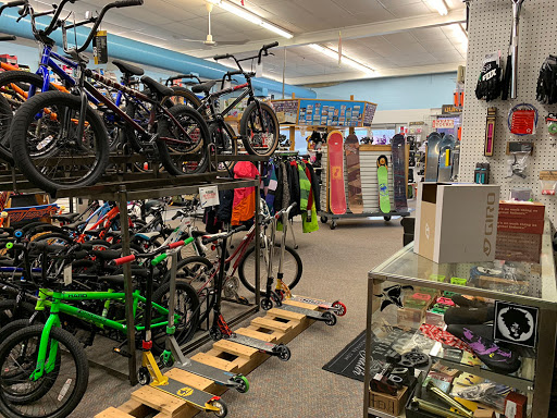 Sporting Goods Store «Southport Rigging Inc», reviews and photos, 2926 75th St, Kenosha, WI 53143, USA