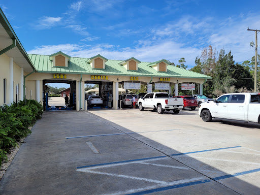 Bonita Bubbles Car Wash & Lube en Bonita Springs