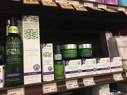 Grocery Store «Fresh Thyme Farmers Market- 82nd», reviews and photos, 4225 E 82nd St, Indianapolis, IN 46250, USA