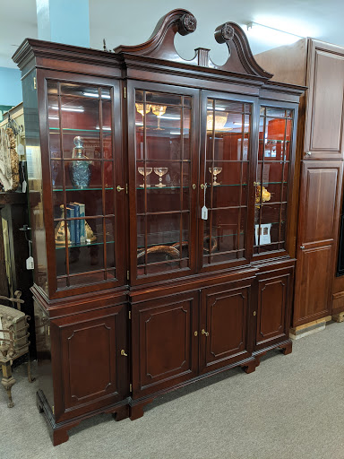 Building Materials Store «ReHouse Architectural Salvage», reviews and photos, 469 W Ridge Rd, Rochester, NY 14615, USA