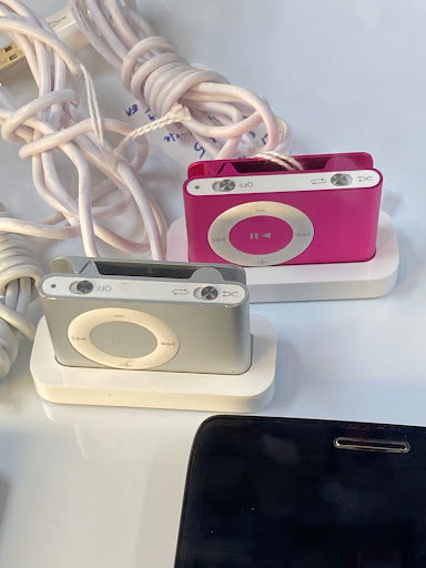 Pawn Shop «Wizebuys PawnBrokers Outlet», reviews and photos, 2928 E Highland Rd, Highland Charter Twp, MI 48356, USA