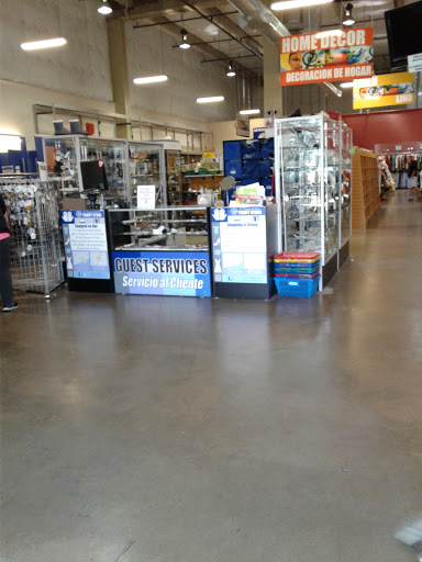 Thrift Store «St. Vincent de Paul Thrift Store of Dallas», reviews and photos, 3052 W Northwest Hwy, Dallas, TX 75220, USA