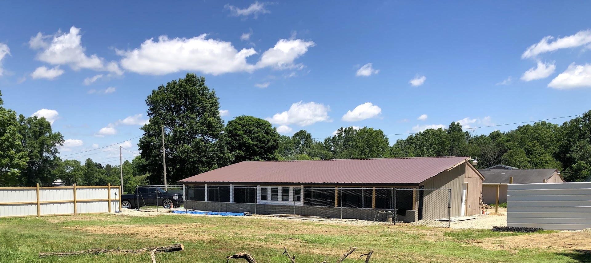 R&T's Country Boarding Kennel