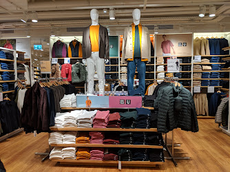 UNIQLO Alexanderplatz