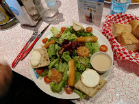 Salade César du Restaurant Holly's Diner à Évreux - n°5