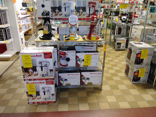 Department Store «Bon-Ton», reviews and photos, 318 E Fairmount Ave, Lakewood, NY 14750, USA