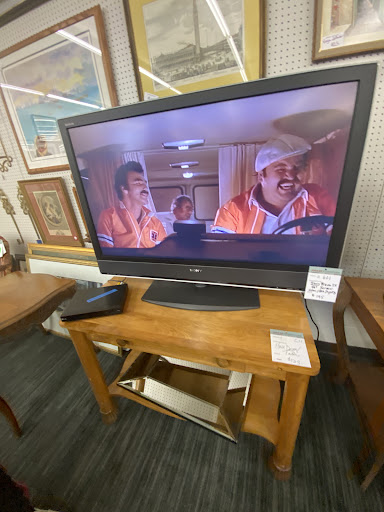 Used Furniture Store «Jubilee Furniture», reviews and photos, 730 North Ave, Carol Stream, IL 60188, USA