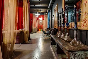 Кальян-бар Mirage Lounge кальянная на метро Комендантский проспект image