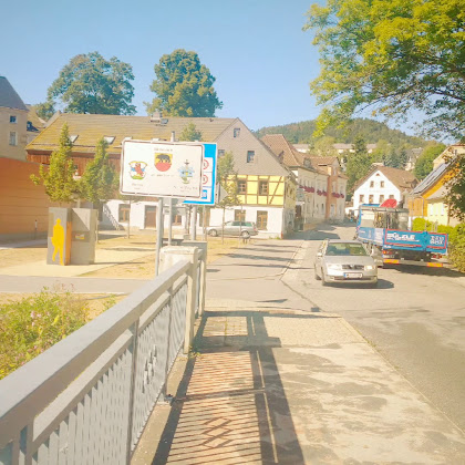 Vidéos Ferienwohnung 3-Zi.-Ferienwohnung Erzgebirgshof Steinbach direkt an Landesgartenschau 2015 09376 Oelsnitz/Erzgebirge