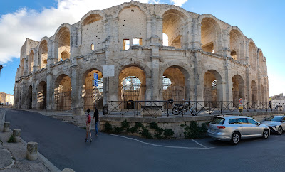 ARLES LOCATION à Arles
