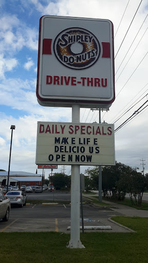 Donut Shop «Shipley Do-Nuts», reviews and photos, 1303 Pat Booker Rd, Universal City, TX 78148, USA
