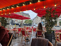 Atmosphère du Restaurant A la place saint georges à Paris - n°3