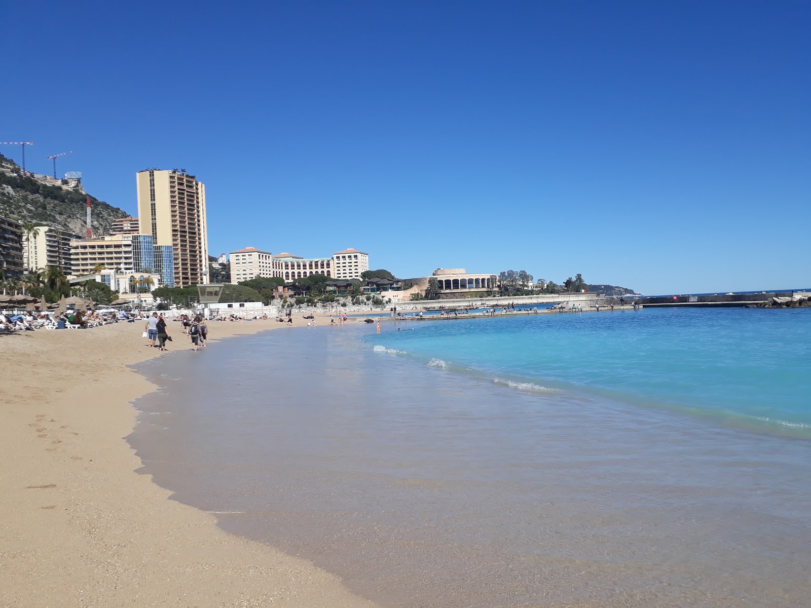 Photo de Plage du Larvotto avec un niveau de propreté de très propre