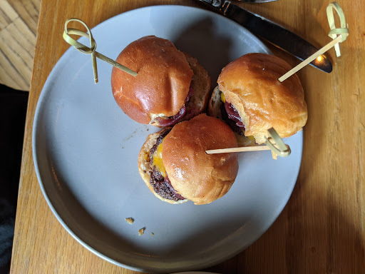 Wine Store «Foxcroft Wine Co. Dilworth», reviews and photos, 1235 East Blvd #1, Charlotte, NC 28203, USA