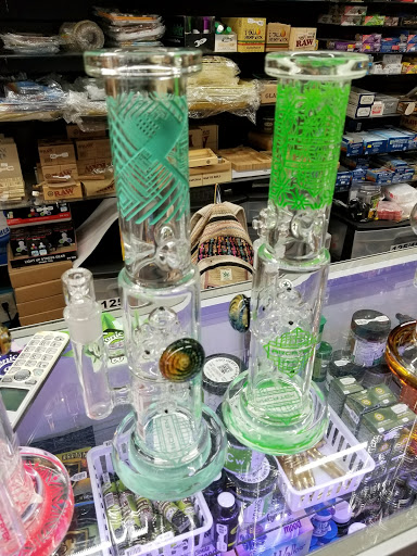 Tobacco Shop «Baytown Smoke Shop», reviews and photos, 3620 Garth Rd, Baytown, TX 77521, USA