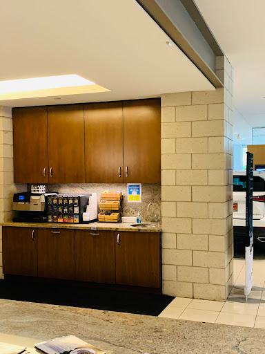 Lexus Dealer «Woodfield Lexus», reviews and photos, 350 E Golf Rd, Schaumburg, IL 60173, USA