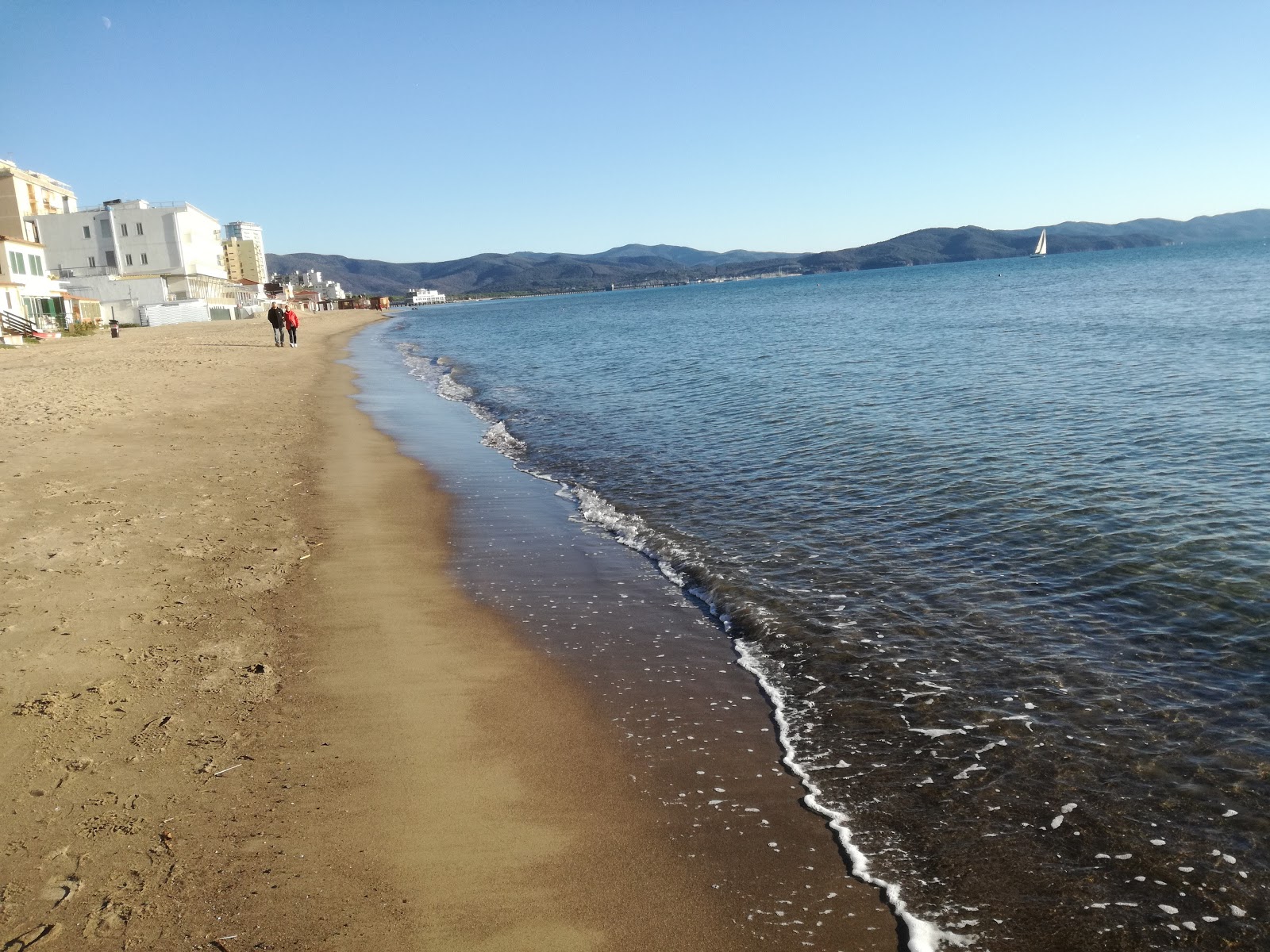 Spiaggia Pratoranieri'in fotoğrafı kısmen tatil bölgesi
