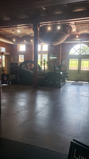 Winery «Stone Cliff Winery», reviews and photos, 600 Star Brewery Drive, Dubuque, IA 52001, USA