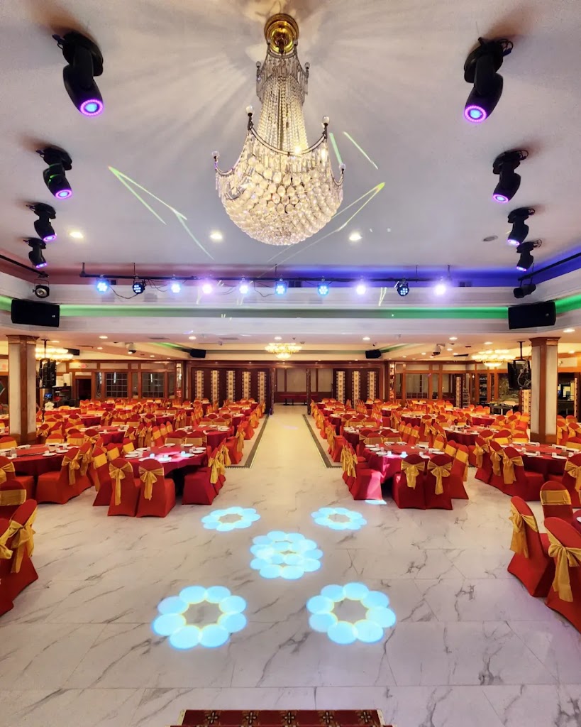 Grand Palace Restaurant 19147