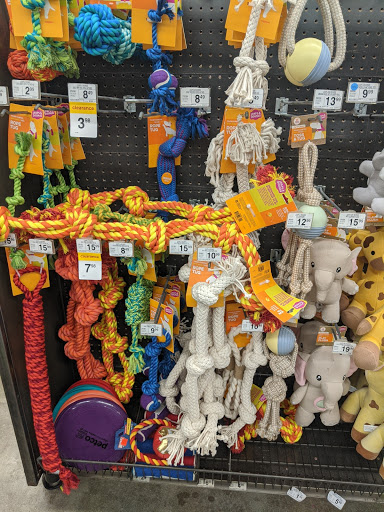 Pet Supply Store «Petco Animal Supplies», reviews and photos, 190 Quality Dr, Hooksett, NH 03106, USA